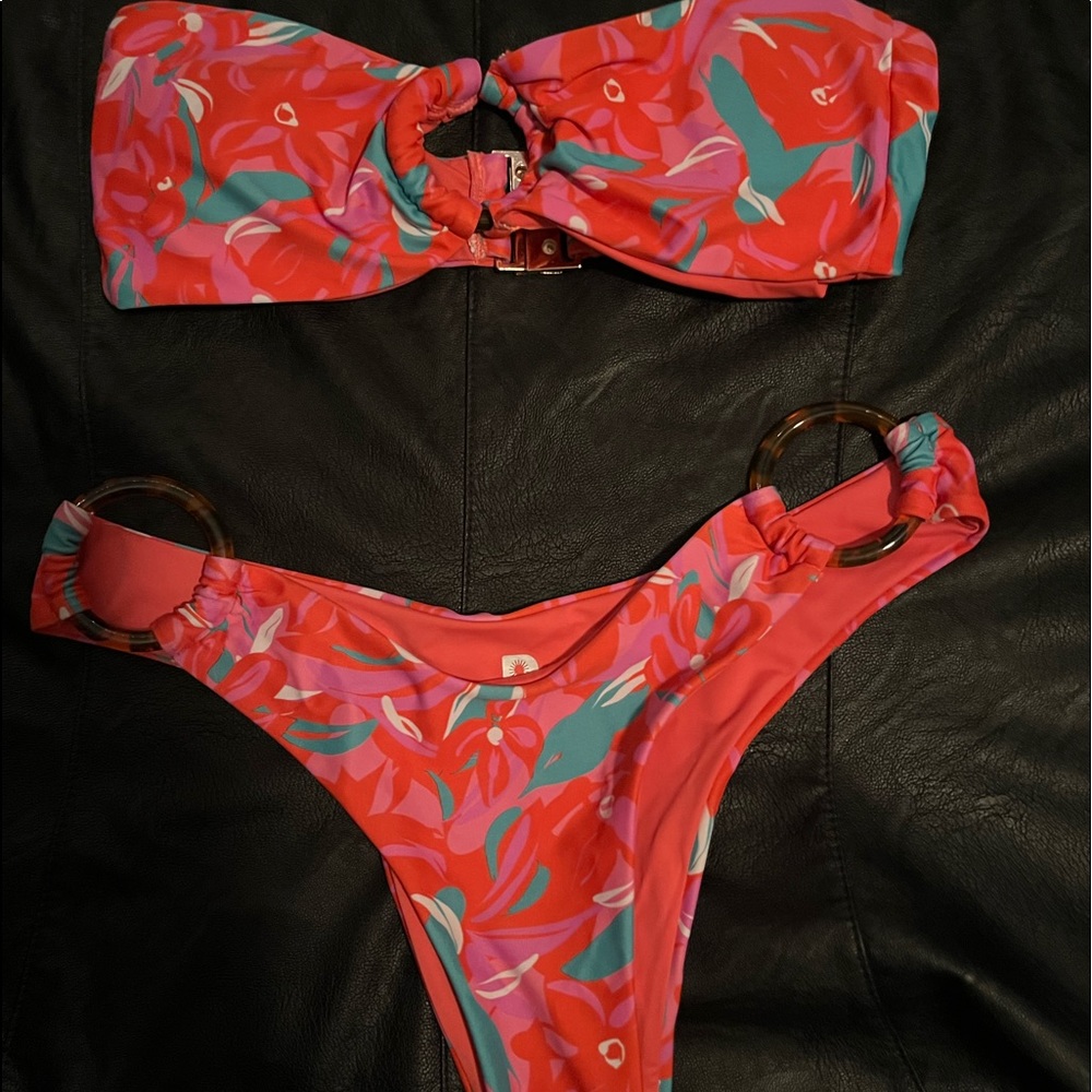 Blackbough floral bandeau bikini